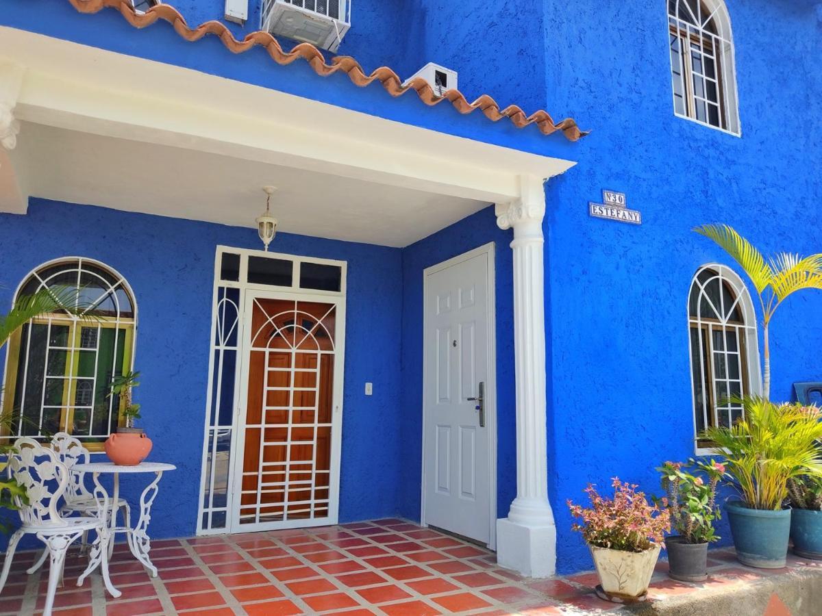 Bella Suite Frente Al Aeropuerto Catia La Mar Ngoại thất bức ảnh