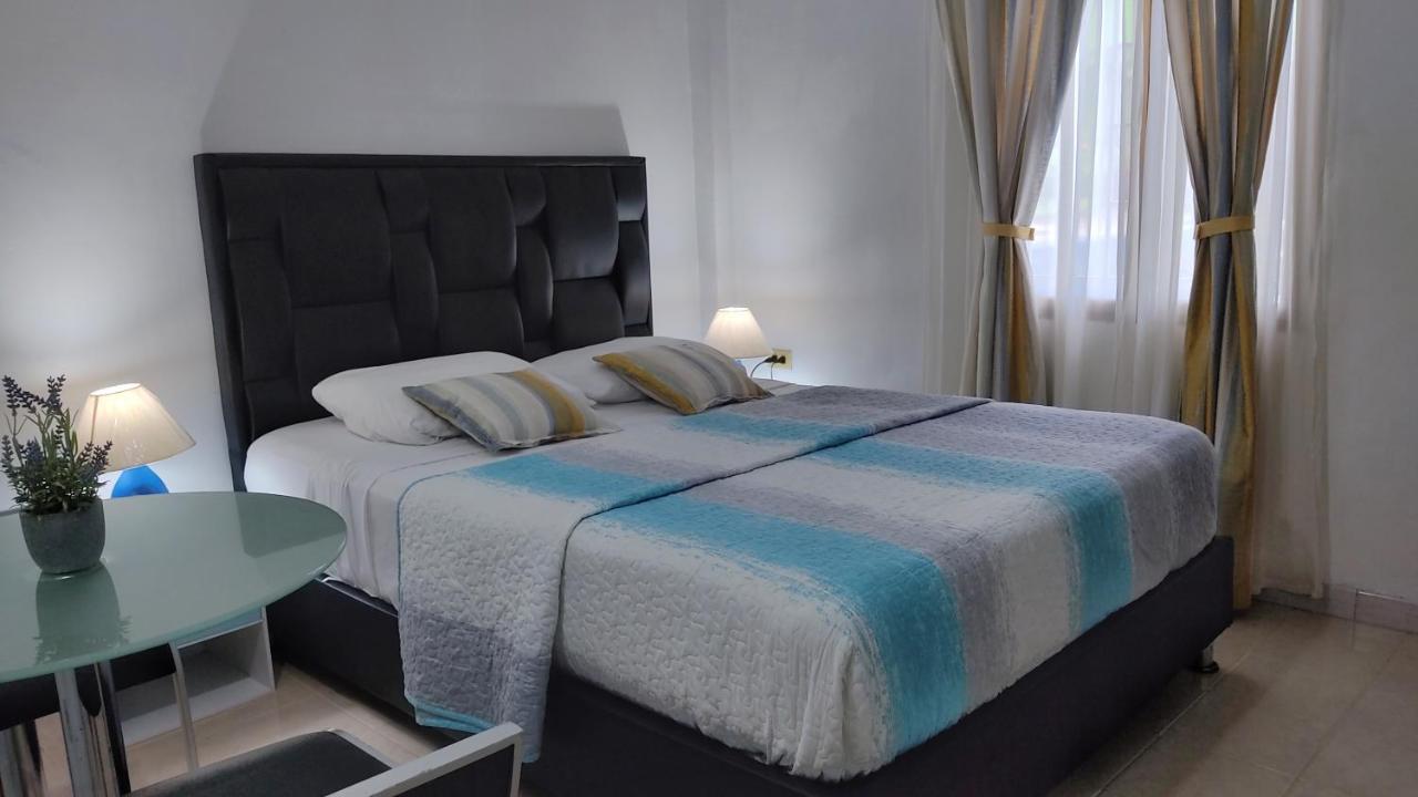 Bella Suite Frente Al Aeropuerto Catia La Mar Ngoại thất bức ảnh